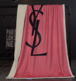 YvesSaintlaurent　イヴサンローラン　ブランケット　もこもこ毛布　ひざ掛け毛布　昼寝用毛布　肩掛け毛布　ピンク　送料込み