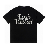 Louis Vuittonルイヴィトン胸元に大きなロゴ刺繍が入​​ったルイ・ヴィトン限定半袖Tシャツコピー