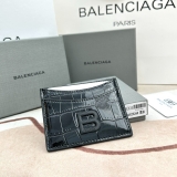 入手困難BALENCIAGA (バレンシアガ)メンズとレディース財布