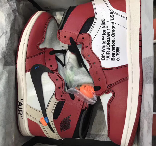 最高の履き心地 オフホワイト ナイキ 偽物 AIR MAX ブーツ AIR JORDAN 1 スーパーコピー AA3834-101