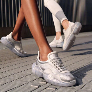 ☆19Cruise☆ Jimmy Choo ジミーチュウスーパーコピー クリスタル DIAMOND/F スニーカー