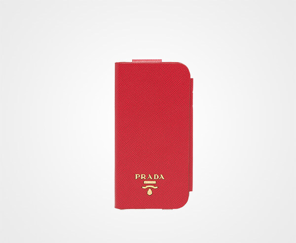 大人気 プラダ 全機種対応 iPhoneケース 偽物 サフィアーノレザー 手帳型 ケース prada129