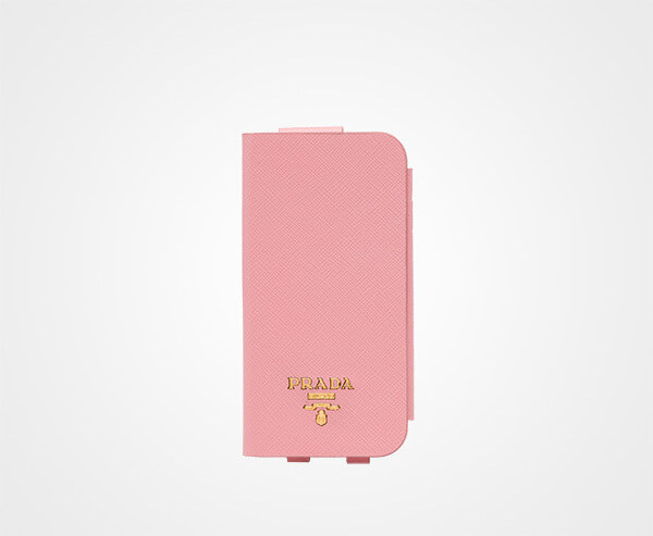 大人気 プラダ 全機種対応 iPhoneケース 偽物 サフィアーノレザー 手帳型 ケース prada129
