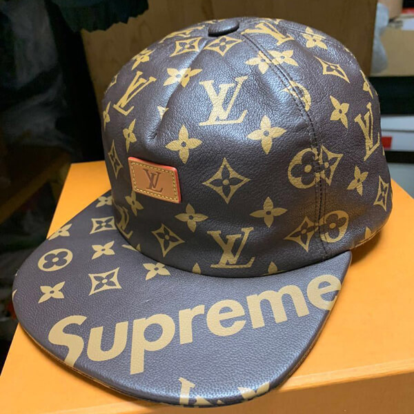 人気話題コラボ！シュプリーム×ルイヴィトン コピー 5-Panel Hat モノグラム柄レザーキャップ 茶 Size【フリー】【スーパーコピー】