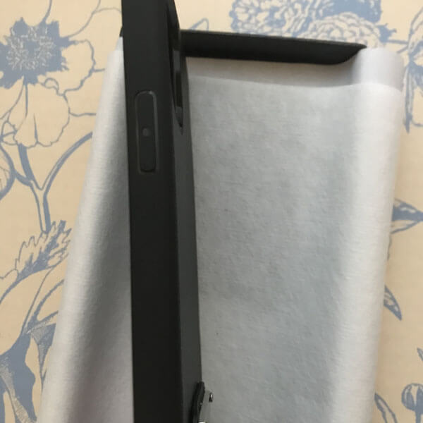 すぐ届く☆ プラダ 全機種対応 サフィアーノレザー ケース