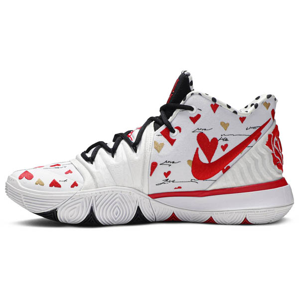入手困難!ナイキSneakerRoom x Kyrie 5 偽物 I Love You Mom CU0677 100