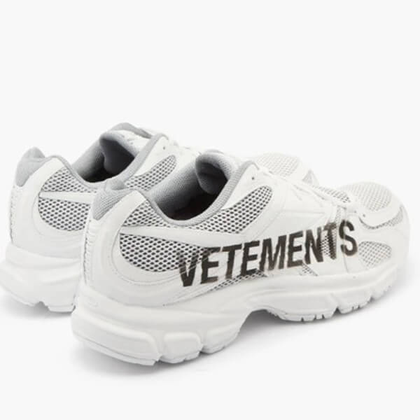 SALE!ヴェトモン x Reebok Runner 200 スニーカー コピー白UE51SN200WALL