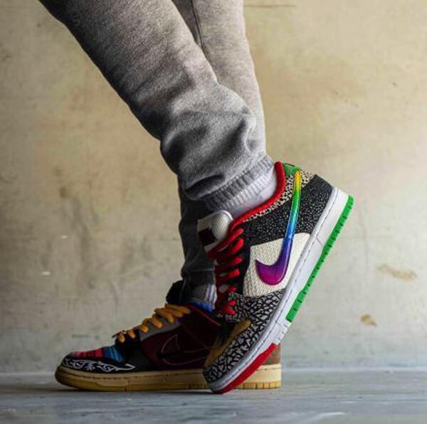 ナイキ ダンク エスビー偽物 Low What The Paul スニーカー激レア確定! CZ2239-600