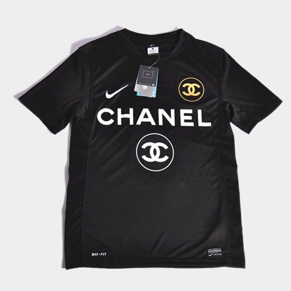 シャネル ナイキ コラボ Tシャツ偽物  COCO5 Tシャツ 選べる2色☆大人気