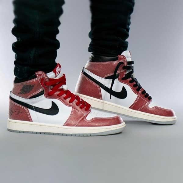 トロフィールーム aj1 偽物◆NIKE Trophy Room  エアジョーダン1 スーパーコピー レトロハイ シカゴ DA2728-100