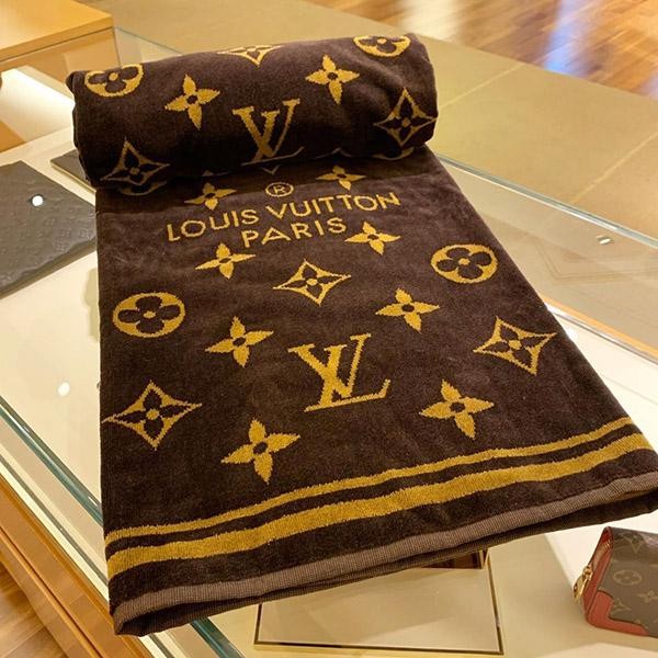 ルイヴィトン タオル 偽物 激安 スーパーコピー ビーチでお目立ち☆大判モノグラムビーチタオル M72364/M73353
