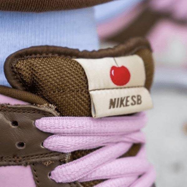 チェリーダンク 偽物ナイキ SB Stussy 偽物 Dunk Low Cherry 304292-671入手困難レアコラボダンク！