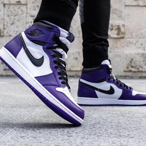 エアジョーダン1 コートパープル 偽物 ナイキ 激レア Air Jordan 1 Retro High Court Purple White 555088-500