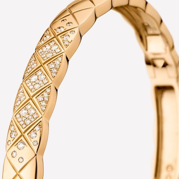 華やかエレガント【シャネル ココクラッシュ 偽物 bracelet