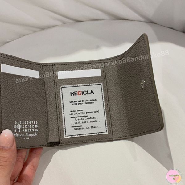 お早めに★メゾンマルジェラ★"RECICLA" 三つ折り財布 コピー4ステッチSA3UI0010