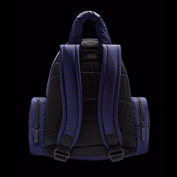 モンクレール×アディダス バックパック 偽物 最新コラボ！mc10098