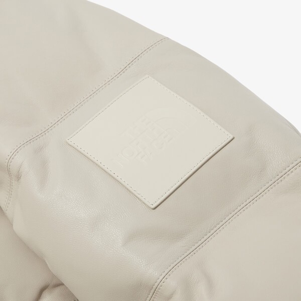 ノースフェイス ECO LEATHER NUPTSE 偽物 ダウンジャケット 送料・関税込