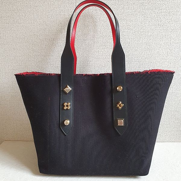 ルブタン Frangibus Medium トートバッグコピー1235025B622
