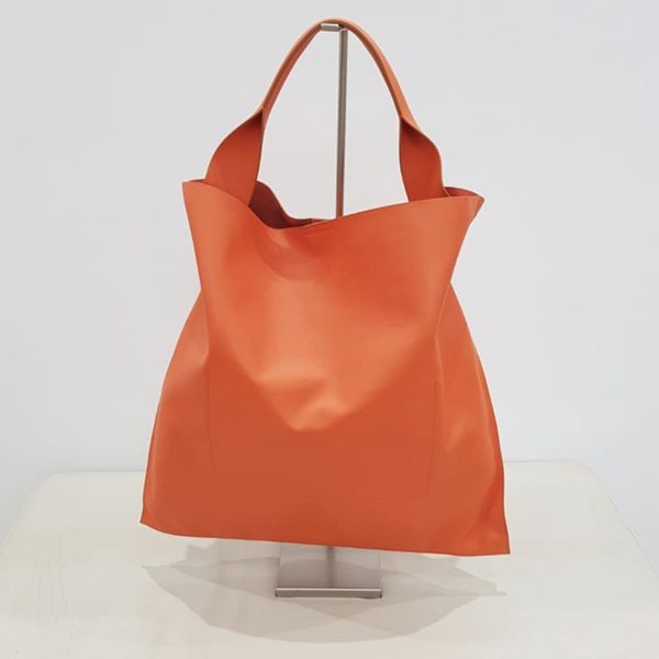 【ジルサンダー】トートバック 偽物 Xiao JOWT850041