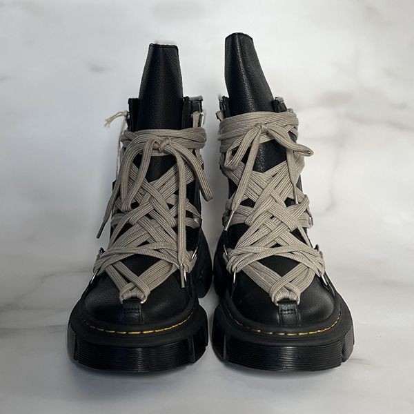 リックオウエンス ドクターマーチン 偽物 DR. MARTENS X リック オウエンス 1460 DMXL MEGA LEATHER BOOT
