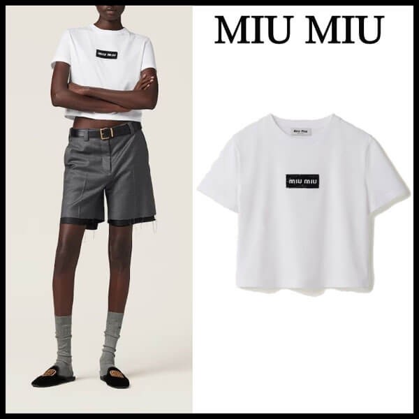 ミュウミュウ ロゴパッチ コットン ジャージー Tシャツ 偽物 MJN49514ATF0009
