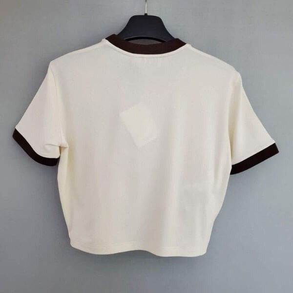 ミュウミュウ tシャツ 偽物 ロゴ　クロップ T シャツ MJN427-133N-F0304