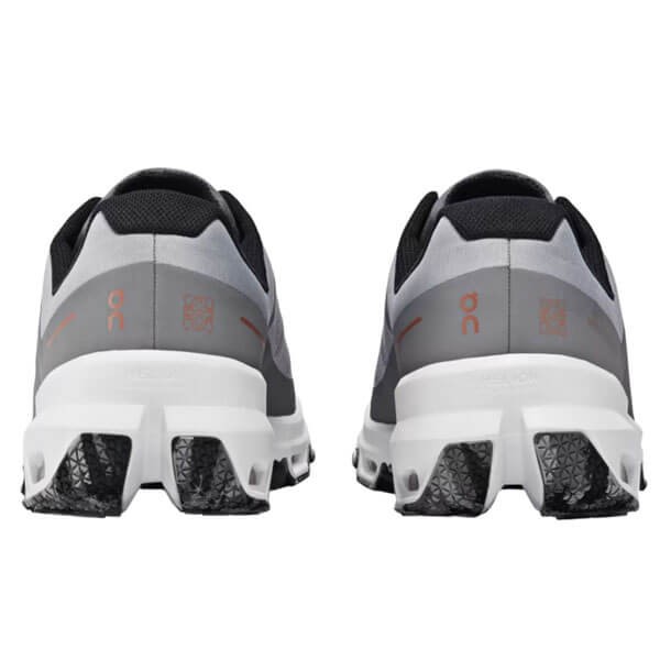 LOEWE on スニーカー 偽物 ロエベ オン クラウドベンチャー Shoes シューズ