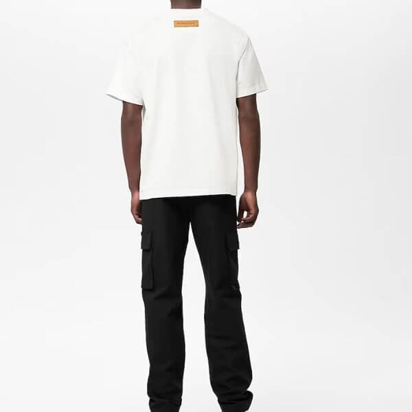 大人気 ルイヴィトン エンボス LV ロゴTシャツ ブランドシティ 偽物 1AA5E2