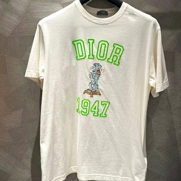 ディオール リラックスフィット Bobby Tシャツ スーパーコピー 2色 483J635A0817_C186