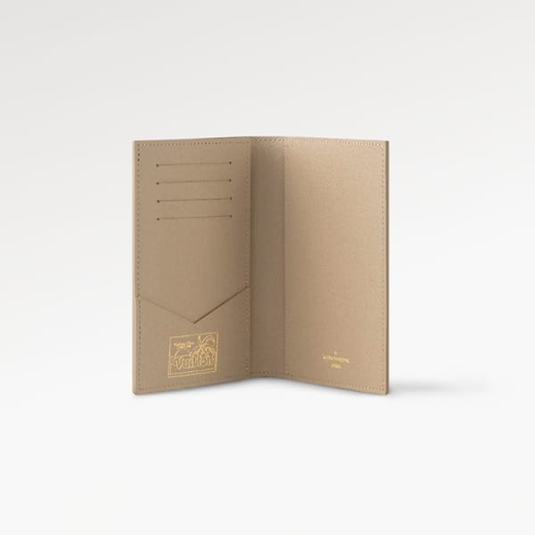ルイヴィトン クーヴェルテュール パスポール NM 財布 コピー 2色 M83611