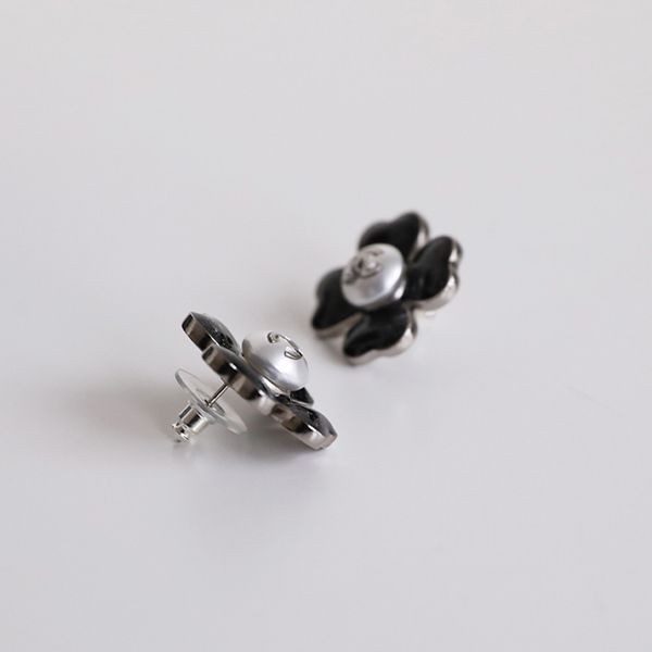 シャネル cc フラワーピアス 激安 ab6838 b06621