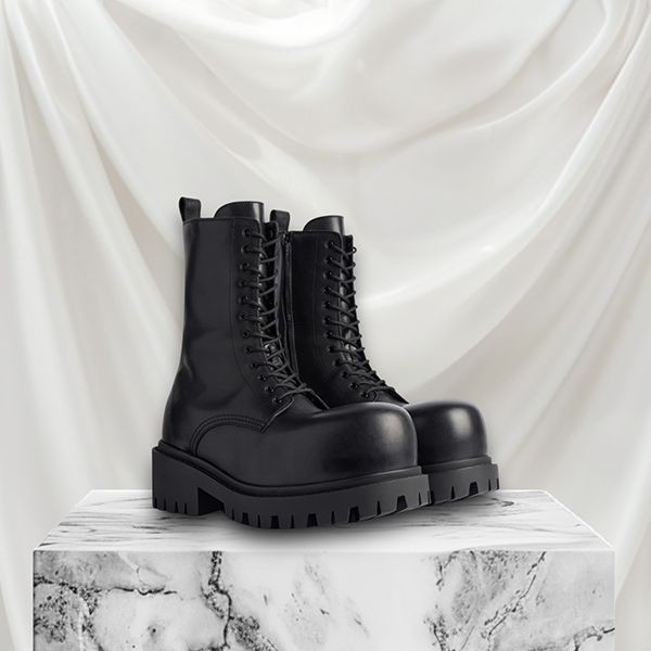 バレンシアガ Stomper Bootie レザーブーティー 偽物 805881W