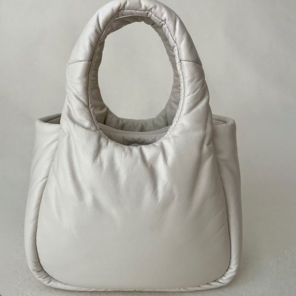 セール☆プラダ☆ ソフトナッパレザー 偽物 ミニハンドバッグ1点入荷♪1ba359
