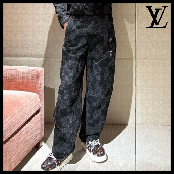 【一目置かれる存在に♡】ルイヴィトン 偽物 デニムブークレット ワークウェアデニムパンツ 1AHBK5