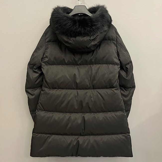 入手困難品！プラダ  ロングダウンジャケット n級品 ネイビー  29E117