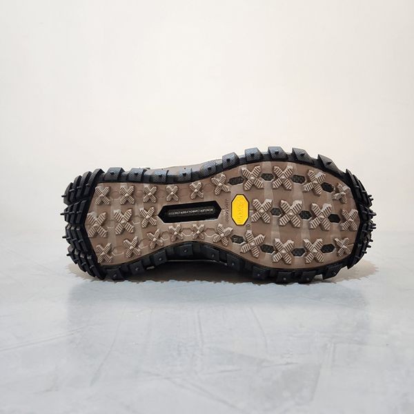モンクレール リックオウエンス 偽物| TRAILGRIP MEGALACE BLACK スニーカー M4321
