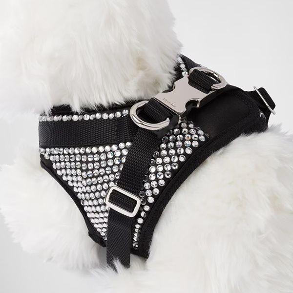 セレブ多数愛用☆プラダ クリスタルスタッズ 犬用ハーネス 偽物 ロゴ付き【25ans掲載】pd0219