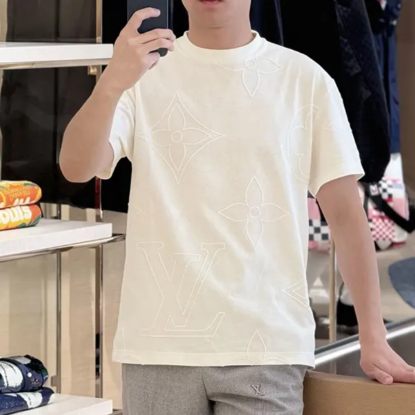 ルイヴィトン ロゴＴシャツ 偽物 スーパーコピー 1AFYEY
