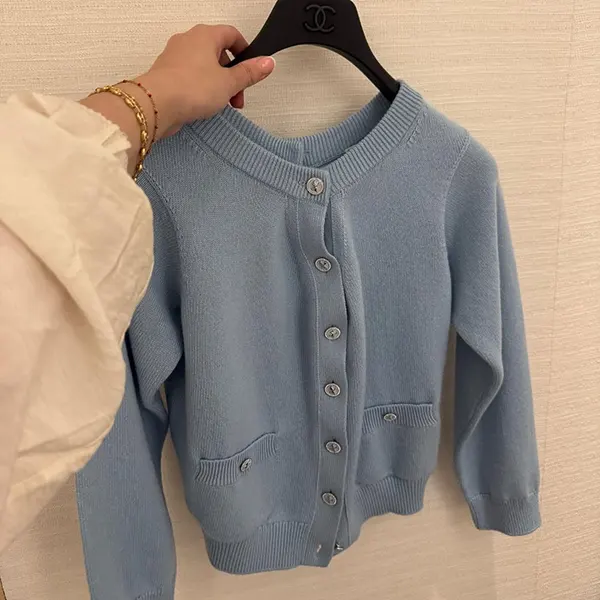 シャネル 25SS オフショルカーディガン n級品 w25031105