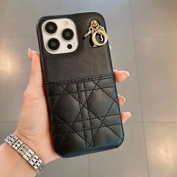 ディオール レディディオール n級品 iPhone16・１５ケース S6030ONMJ