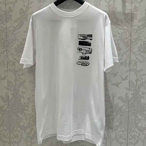 2025人気ブランドディオール Archives Labels コットン Tシャツ コピー 513J696A0677