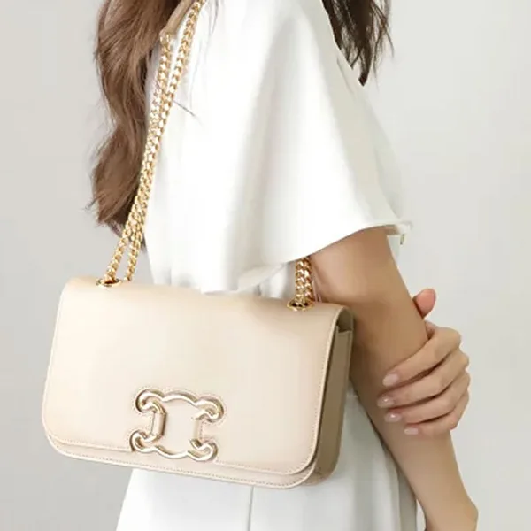 大人気定番☆[N級品]セリーヌ トリオンフ フレーム ミディアム ショルダーバック 199813EPA