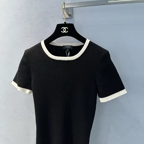 シャネル トップス Tシャツ CCロゴ P79495 K11480 NAEEL