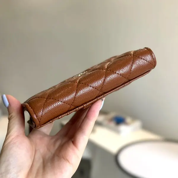 シャネル コピー フラグメントケース キャビアスキン 茶 コインケース 25060505