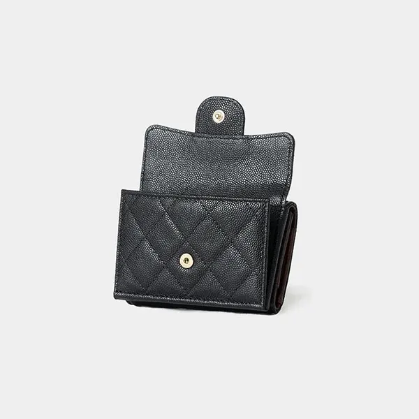シャネル 偽物♡三つ折り財布 キルティングレザー AP0230 Y33352