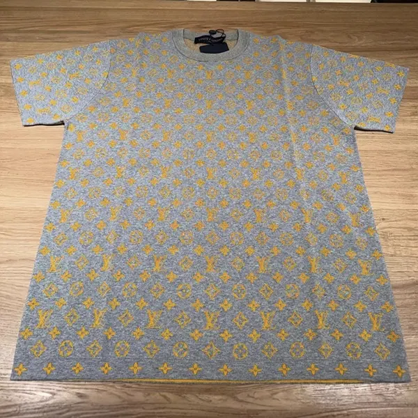 追跡付き発送で安心☆ルイヴィトン モノグラム 半袖Tシャツ コピー 1AHVPA