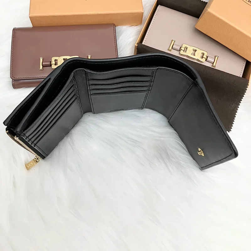 大人気定番☆[N級品]トッズ スーパーコピー Tタイムレス 三つ折り財布 3色 XAWCHNB3300KETS203