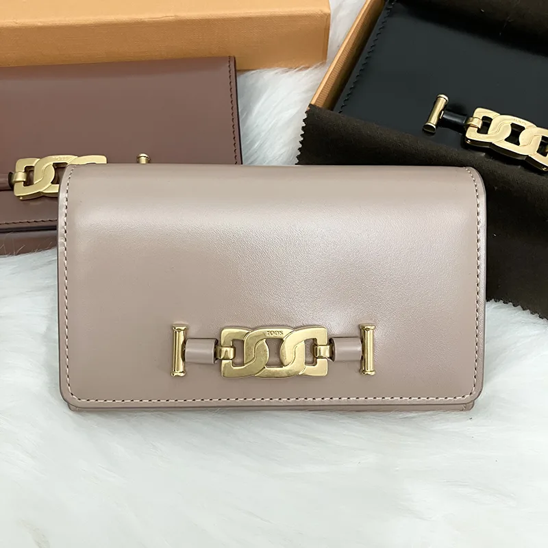 大人気定番☆[N級品]トッズ スーパーコピー Tタイムレス 三つ折り財布 3色 XAWCHNB3300KETS203