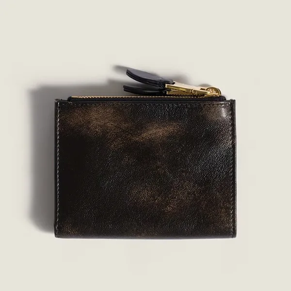 お洒落[N級品]◆国内未掲載商品【ミュウミュウ】スモール ナッパレザー 二つ折り財布 5ML024