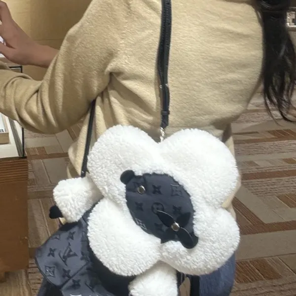 即日配送お部屋に飾ってもOK ルイヴィトン コピー ヴィヴィエンヌ・バックパック M11794